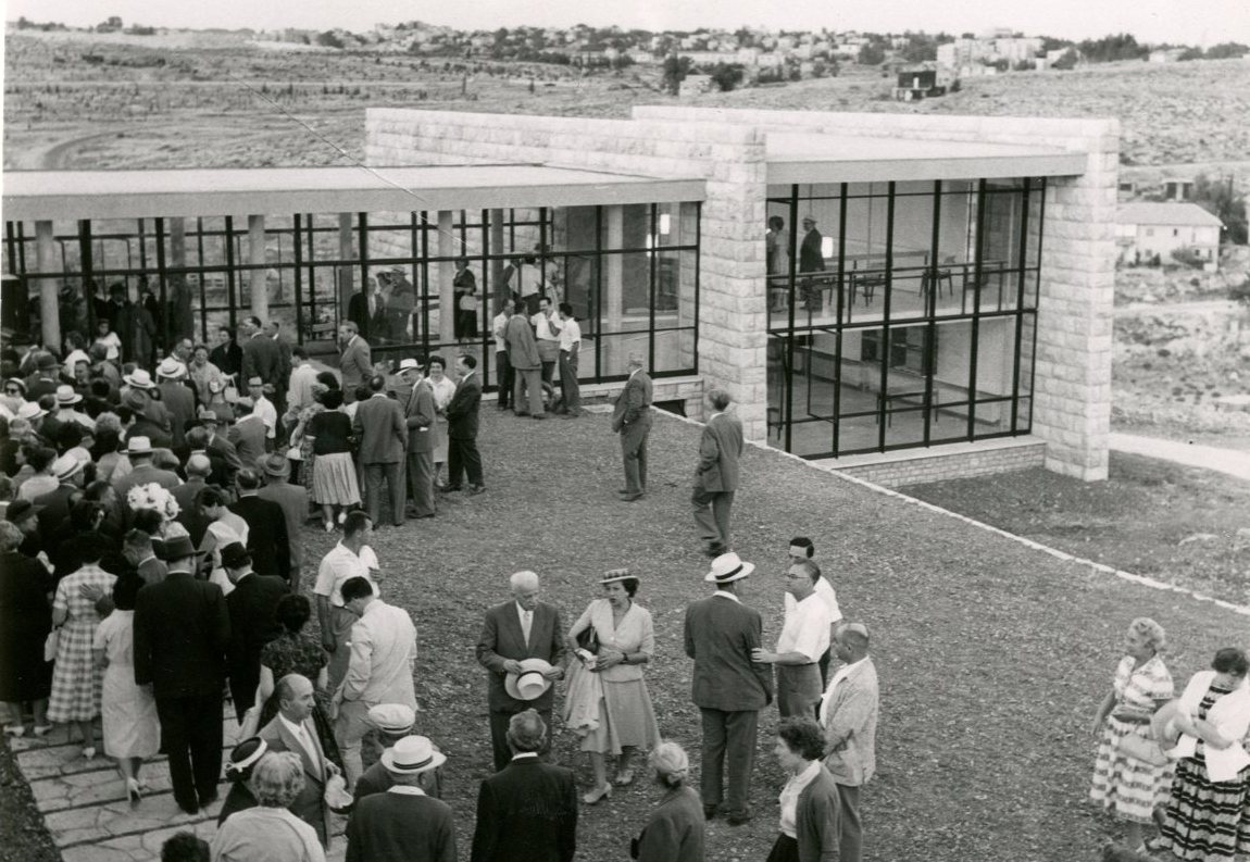 טקס חנוכת הבית, 27 במאי 1959